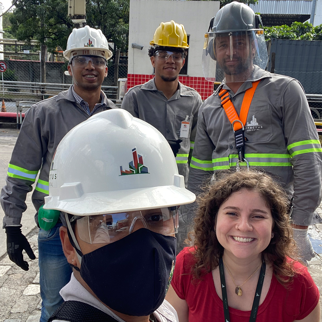 Equipe de Técnicos e Especialistas da Intactus Ambiental alinhada com nossos valores.